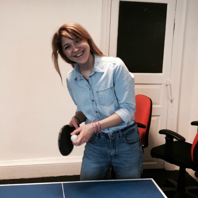 Lulu plays table tennis